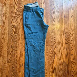 Mens Under Armour Drive Pants Size 30/30 - Like New